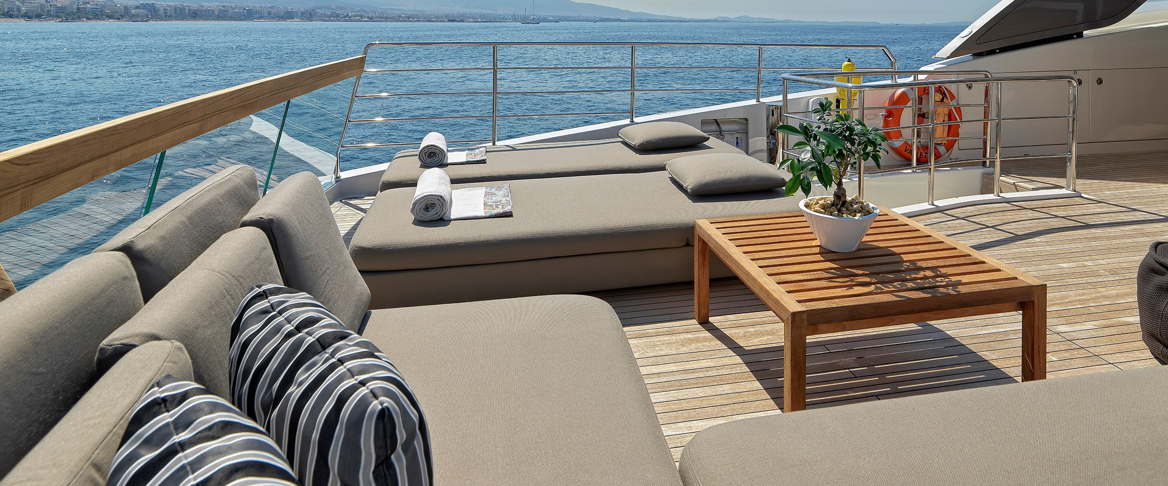 Nova Design – Marine upholstery, awnings and covers Croatia Zadar | Sun awnings and wall covering for boats Croatia Zadar